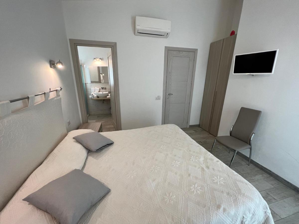 In Campagna Da Nino Hotel Olbia Exterior photo